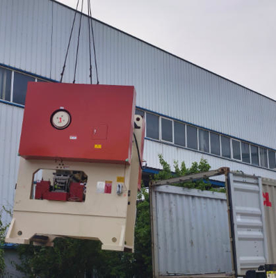 เครื่องเจาะกระเบื้องเพดานพลาสเตอร์สำหรับอุปกรณ์การผลิตแผงควบคุมเสียงธุรกิจขนาดเล็ก