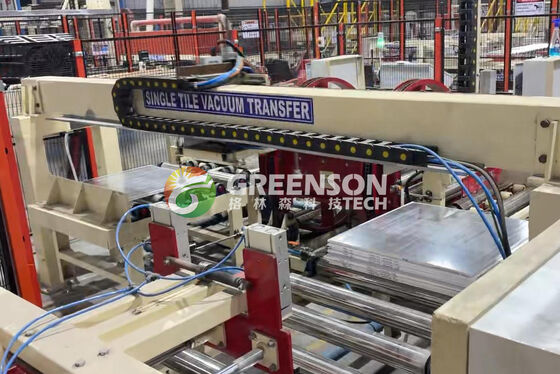 ราคาดี เครื่องลามิเนตแผ่นยิปซัมบอร์ดอัตโนมัติ พร้อมความเร็วในการลามิเนต 15 เมตร/นาที และความกว้างใช้งาน 1300 มม. สำหรับแผ่นเพดานยิปซัมลามิเนต PVC ออนไลน์