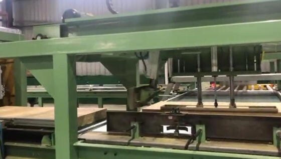 ราคาดี สายการผลิตขนสัตว์หินพร้อมระบบควบคุม PLC สำหรับกำลังการผลิต 30,000 ตันต่อปี และความหนาแน่น 80-200 กก./ลบ.ม. ออนไลน์