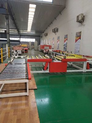 ราคาดี สายการผลิตกระเบื้องเพดานยิปซัม PVC อัตโนมัติ ออนไลน์